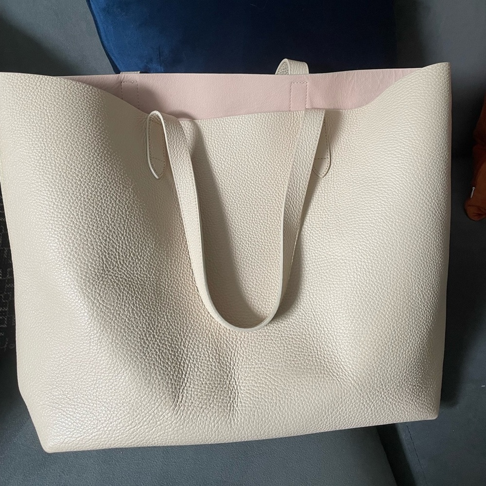 Cuyana Classic Tote (Off White)